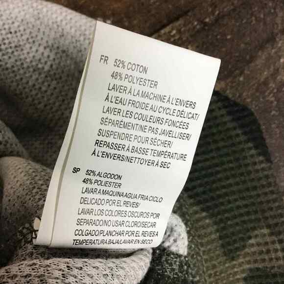 RDI Womens Medium Camo Thermal Top Hi-Low Hem Kangaroo Pocket Green NWOT - Picture 3 of 14